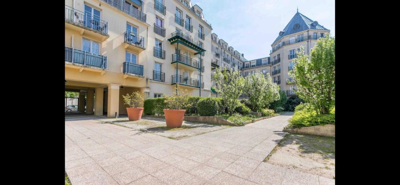 Disney, Sunny Comfortable 2 Bedrooms Family Apartment, 8 Pers, Wifi, Netflix 쉐시 외부 사진